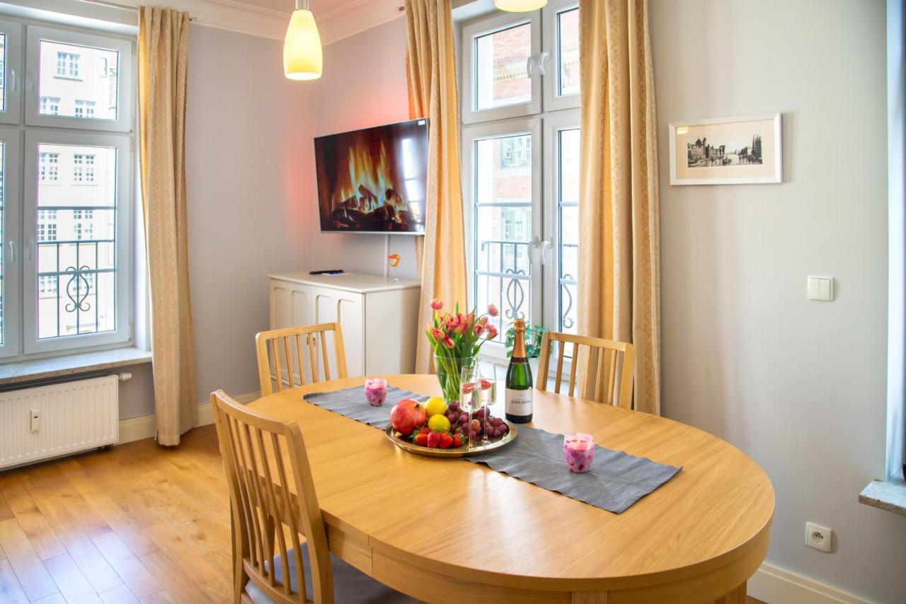 Maya'S Flats & Resorts - Staromiejski Apartments Gdańsk Buitenkant foto