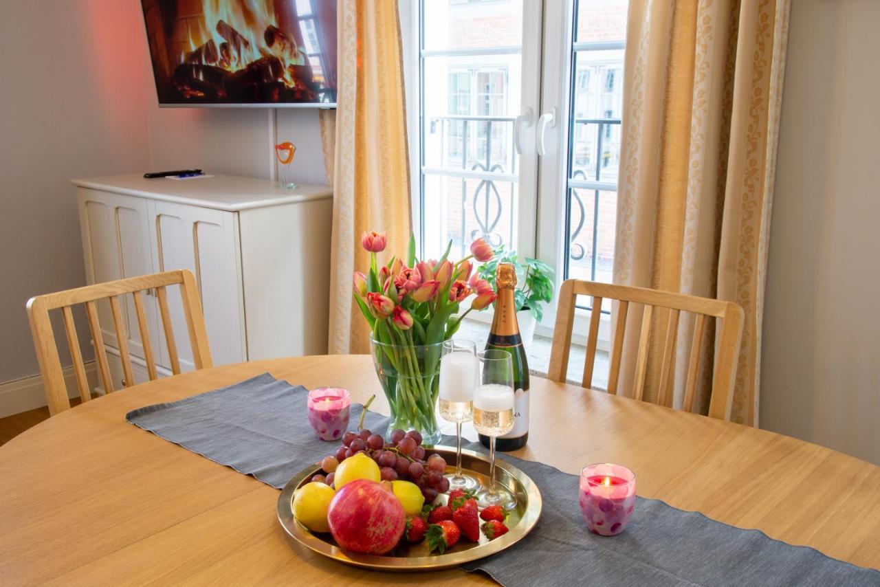 Maya'S Flats & Resorts - Staromiejski Apartments Gdańsk Buitenkant foto